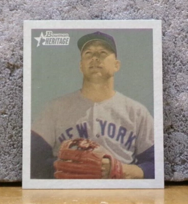 COOL BASEBALL CARD BOWMAN HERITAGE MINI NEW YORK YANKEES MICKEY MANTLE - Image 1 of 2