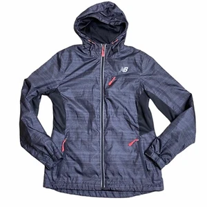 New Balance Damen Laufjacke Größe S grau bedruckt - Bild 1 von 8