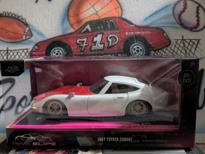 Jada Metals Diecast 1:24 Pink Slips 1967 Toyota 2000GT - Bild 1 von 4