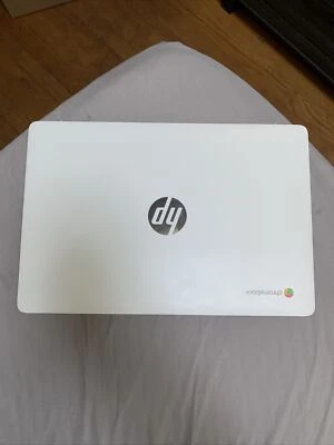 Chromebook HP 14a-na0020nr 14 pulgadas (32 GB, Intel Pentium, 2,70 GHz, 4 GB) -... Foto 1 de 2