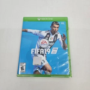 FIFA 19 Microsoft Xbox One Soccer E for Everyone EA Sports No Manual Pre-owned - Picture 1 of 9