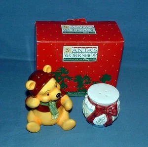 SANTA'S WORKSHOP WINNIE THE POOH HOLIDAY SALT & PEPPER SHAKERS - NEW IN BOX - Picture 1 of 9