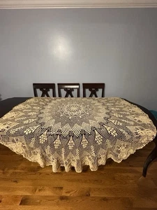 Vintage Handmade Crochet Pineapple Lace Tablecloth 88”x62” Oval Ivory - Picture 1 of 6