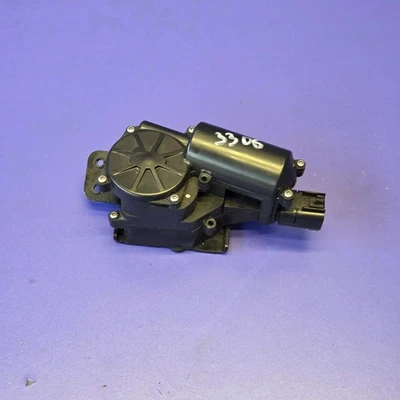 Motor del maletero de cierre del portón trasero Opel Insignia A estate 13581405 - Imagen 1 de 4