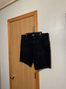 Pantalones Cortos de Jean 7 For All Mankind "The Straight" Talla 38 Negros Sólidos - Usados en Excelente Condición - Imagen 1 de 6