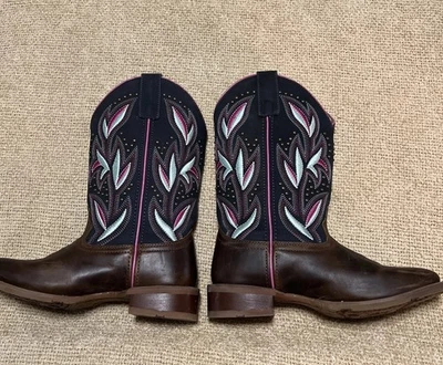 Laredo Lydia Brown Leather Square Toe Cowboy Boots Size 6.5M Free Ship Nice - Image 1 of 4