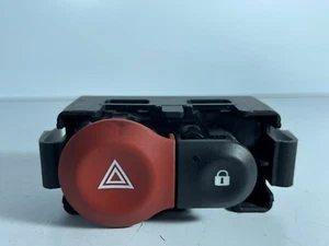 2009 RENAULT CLIO HAZARD AND CENTRAL LOCKING SWITCH 8200214896 A829 - Picture 1 of 20