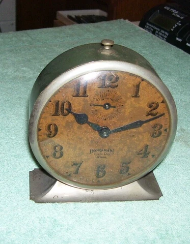Vintage Ingraham  Wind Up Alarm Clock  Made USA, not working. 8 Day Alarm Cover