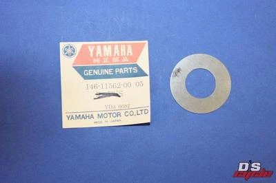 NOS YAMAHA YD3 YDS2 YD3 YDT1 YD3 CUÑA DE MANIVELA 2 PIEZAS# 146-11562-00-05 Foto 1 de 4