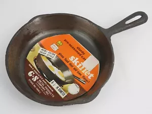 Vintage NOS New Betty Best 6-1/2" Cast Iron Frying Pan Seasoned Egg Pan - Picture 1 of 6