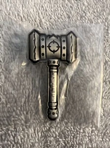 Rare - World of Warcraft ILM Crew Pin - New - Picture 1 of 3