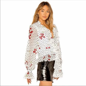 Revolve NBD White Ruffle Blouse Maraschino Top in Cherry Dot NWOT S - Bild 1 von 15