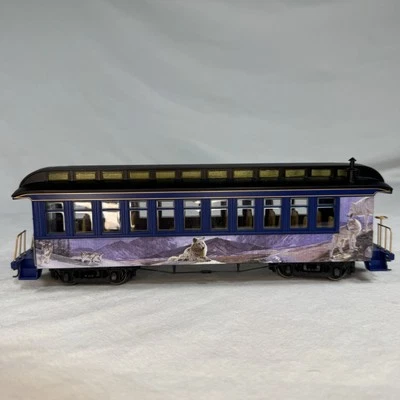 Hawthorne Village On30 Train Passenger Car Wolves Bringing Nature Home VG+ - Image 1 of 4