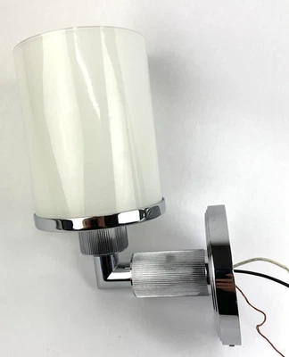 Aplique de pared Norwell Lighting Wave 1 luz de diseño E-24431 vidrio blanco Foto 1 de 4