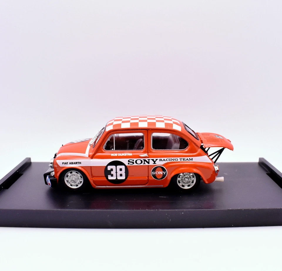 Modellino auto rally scala 1:43 Fiat 500 abarth 1000 Brumm diecast modellismo - Immagine 1 di 4