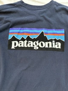 Patagonia Shirt Herren Medium Dunkelblau Langarm Logo Rundhals Wandern Outdoor - Bild 1 von 6