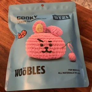 The Woobles Cooky BT21 Learn To Crochet Kit For Beginners ~ FAST SHIPPING ~ NEW - Picture 1 of 7