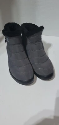 BJ Women's Winter Snow Boots Waterproof Fur-Lined Zip Walking Shoes Warm Ankle. - Image 1 of 4