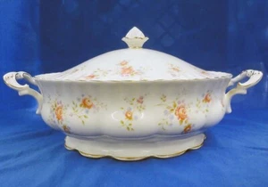 ROYAL ALBERT PEACH ROSE Cover Vegatable Bowl NEW NEVER USED made in England - Picture 1 of 6
