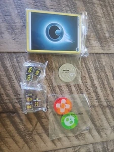 Metal Pikachu Coin And Dice - Pokemon 25th Anniversary Celebrations - Pokemon - Picture 1 of 4