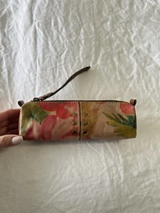 Patricia Nash | Leather Heritage Collection Small Barrel Cosmetic Case Floral - Picture 1 of 9