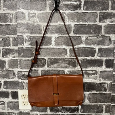 LIEBESKIND Berlin Aliya Vachetta Sobre Cuero Bolso sin asas marrón coñac Foto 1 de 4