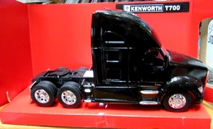 NIB Kenworth T700 Sleeper Truck Cab 1/32 Scale Diecast Model~ NewRay~LONG HAULER - Picture 1 of 7