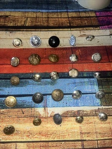Vintage Military,Police & Uniform Buttons – Mixed Designs, Various Size B93 - Picture 1 of 6