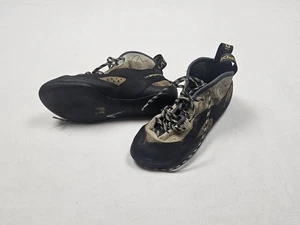 La Sportiva Climbing Shoes 36 Mens 4.5 Womens 5.5 Rock Bouldering Lace Up - Picture 1 of 8
