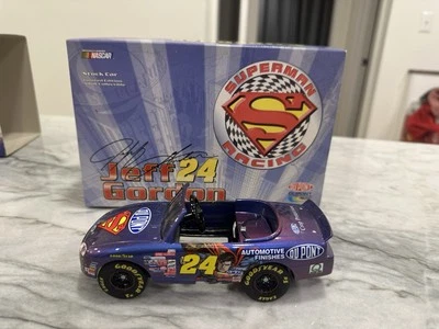 Coche a pedales Jeff Gordon 1999 Superman Nascar acción diecast  Foto 1 de 4