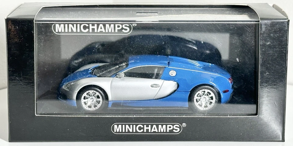 Minichamps 1:43 - 2009 Bugatti Veyron Centennaire (Blue/Chrome) - 400110850 - Image 1 of 4