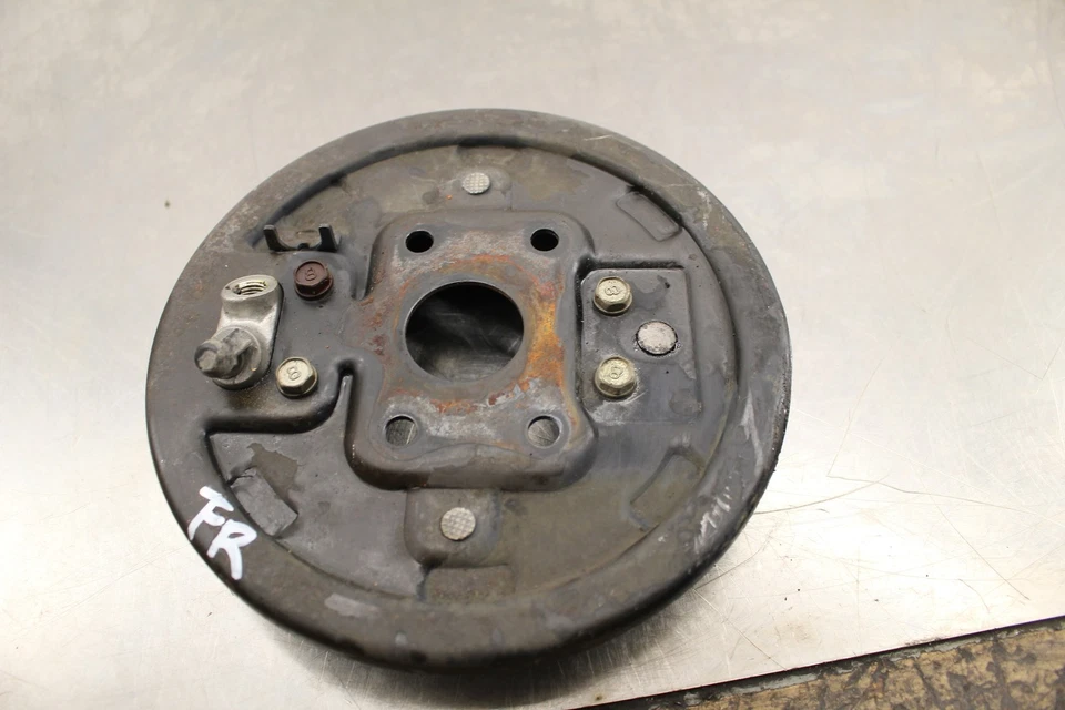 Honda FourTrax 250 TRX250 1985 2x4 placa de respaldo de tambor de freno delantero derecho A330 Foto 1 de 4
