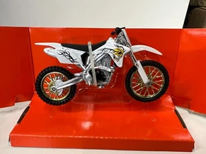 Modello motocross, Street Dreamz New Ray 1:18 Moto Cross bianco - Foto 1 di 4