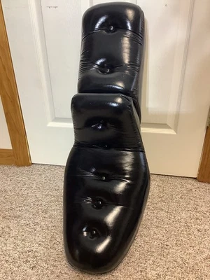 Mustang Duke Seat Harley Davidson FX/FL 1958-1984 One Piece LEER Foto 1 de 4