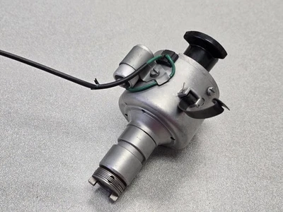 NICE ORIGINAL BOSCH JFR4 PORSCHE 356 912 9230081050 IGNITION DISTRIBUTOR 744 - Image 1 of 4