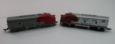 Santa Fe Diesel Locomotive HO Scale Model Power & Bachman - For Parts Repair - Image 1 of 4