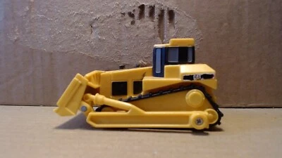 Unbranded Plastic Cat Bulldozer w/ adjusting blade 3.5" Long - Image 1 of 4