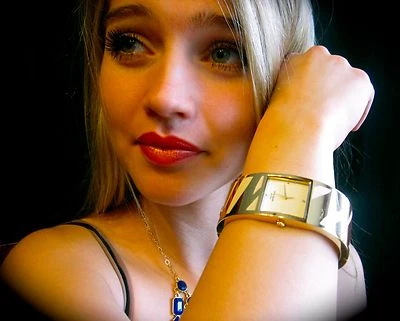 Reloj Kate Spade Nueva York Delacourt Cebra Dorado Blanco Brazalete Brazalete Bisagras NUEVO Foto 1 de 3