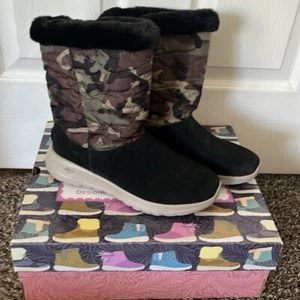 NIB Skechers Go Walk Boots, Black Camo On the Go Joy, Size 8, #16619 Goga Mat - Picture 1 of 15