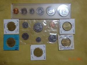 Lotto 2 set Royal Canadian Mint 1968 più 5 loons - Foto 1 di 8
