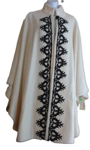NOS VTG Ivory Cape, Wool Andrea Long Holiday party Warm w/ defects Gorgeous - Picture 1 of 14