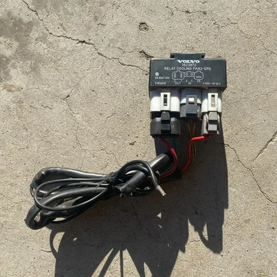Volvo 740 940 Electric Fan Relay W/ Pigtails 960 850 C70 S70 V70 S90 V90 3523872 - Image 1 of 4