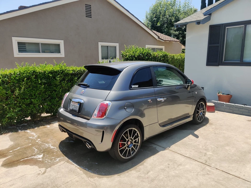 Fiat 500 Abarth 2012 Foto 1 de 4