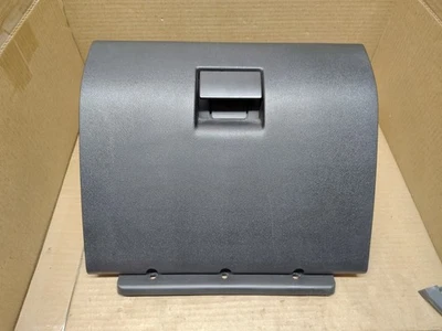 Chevy Colorado 2004-12 puerta de guantera GMC Canyon manija de cierre negra  Foto 1 de 4