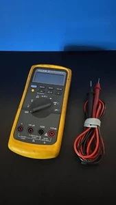 MULTÍMETRO INDUSTRIAL FLUKE 87 TRUE RMS! - (¡Envío rápido!) - Imagen 1 de 5