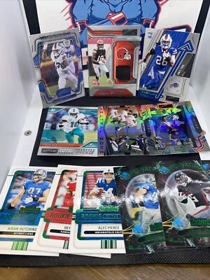 2022 playbook 11-card Lot! David Bell,Gabriel Davis,hill Plus - Image 1 of 3