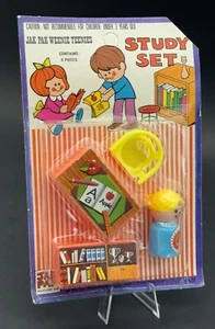 Vintage Jak Pak Weenie Teenies STUDY SET, 1980s Toys Dollhouse Figures NOS HTF - Picture 1 of 3