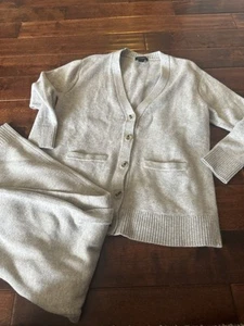 Club Monaco Cardigan Sweater And Pants Womens M Gray Cropped Minimalist Luxury - Picture 1 of 7