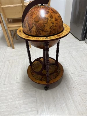 Globus Bar Holz gebraucht - Bild 1 von 4