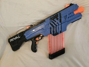 Nerf Rival Khaos MXVI-4000 Blaster Team Azul - Imagen 1 de 3